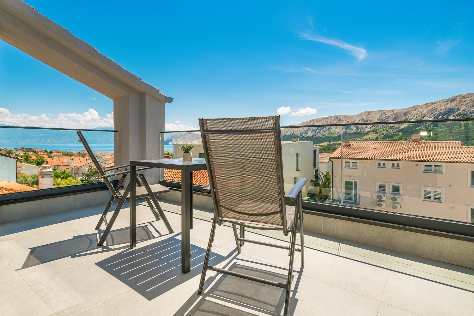 Poolside Apartments Anabella Башка Екстер'єр фото